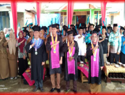 Sekolah Lansia Matahari Taba Baru, Wisuda Sebanyak 56 Lansia.