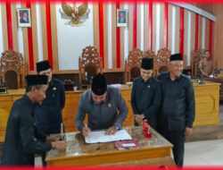 Dua Raperda Disepakati Menjadi Perda Pada Rapat Paripurna Dewan Bengkulu Utara