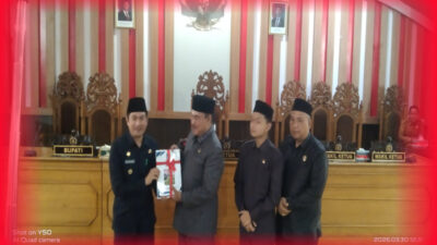 Bupati Bengkulu Utara Sampaikan Tiga Nota Pengantar Raperda Pada Rapat Paripurna DPRD